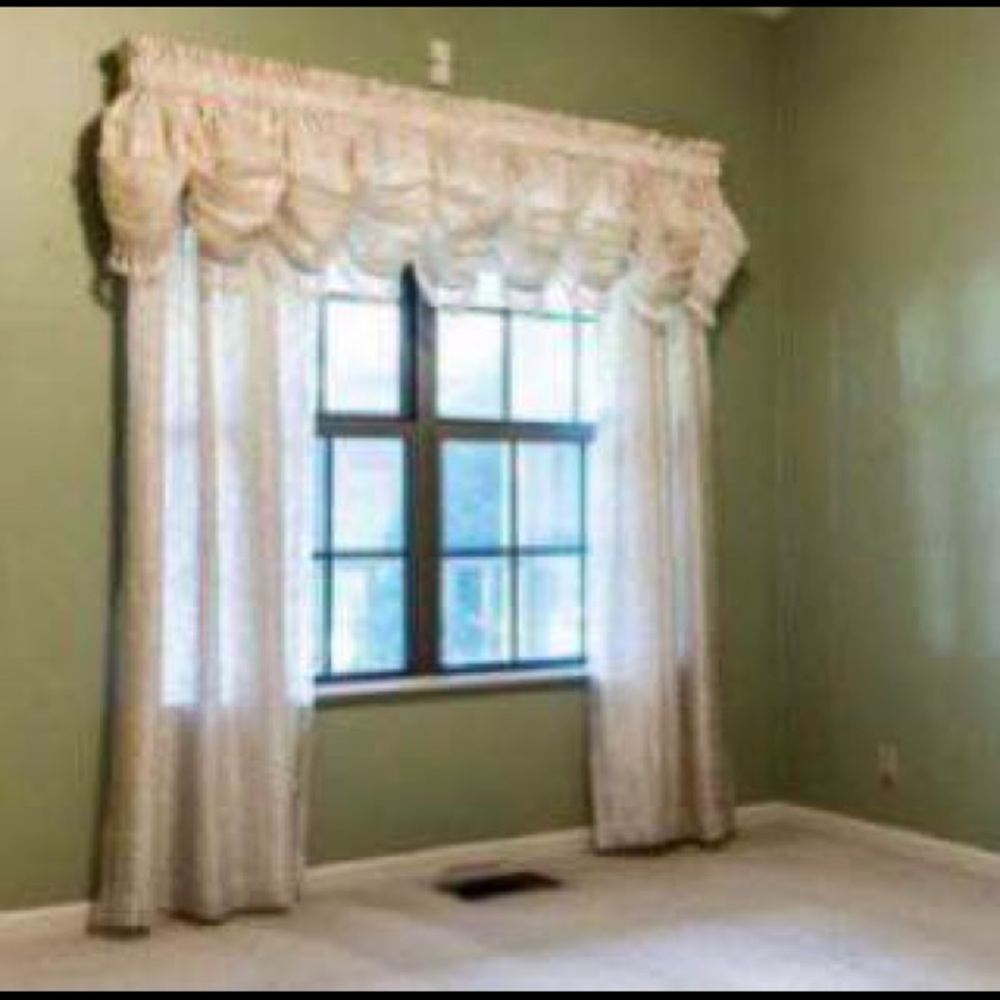 Curtain